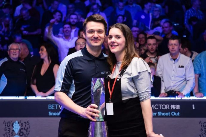 单局限时赛霍尔特击败周跃龙夺冠