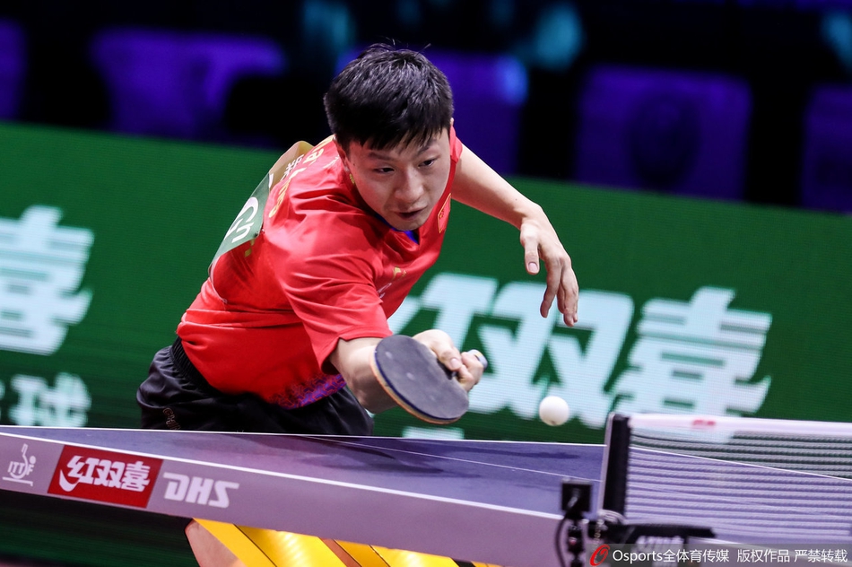 世乒赛半决赛马龙王楚钦胜队友