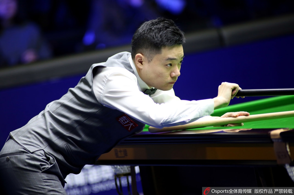 中国赛首轮丁俊晖vs瓦塔纳