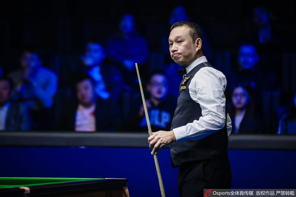 中国赛首轮丁俊晖vs瓦塔纳