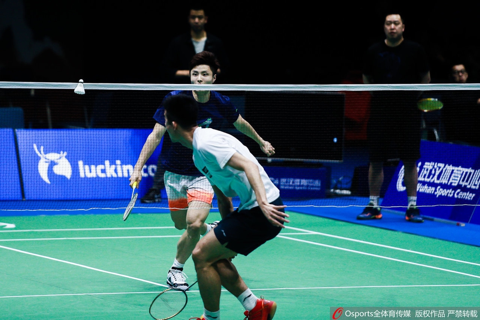 亚锦赛林丹领衔国羽队员热身