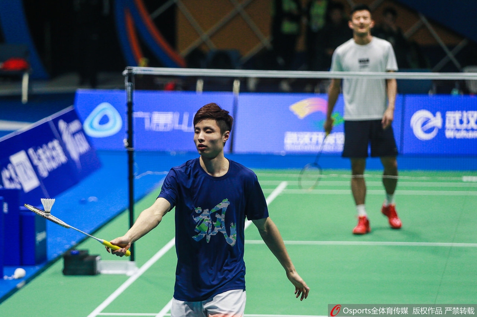 亚锦赛林丹领衔国羽队员热身