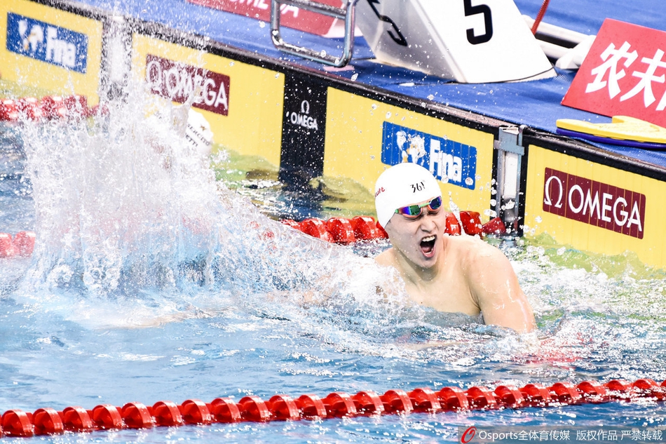 冠军游泳系列赛广州站孙杨400自夺冠