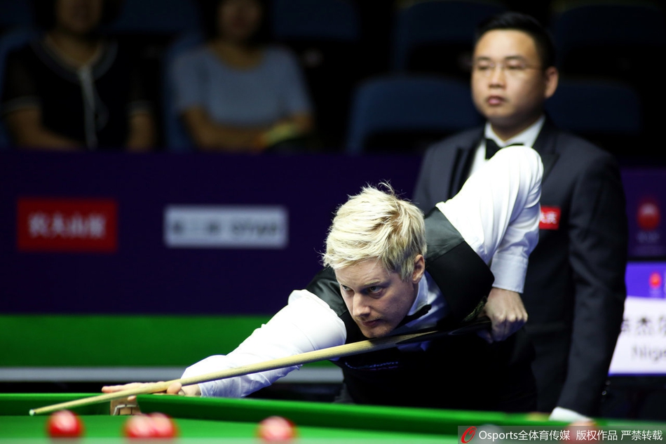 国锦赛首日罗伯逊6-2邦德