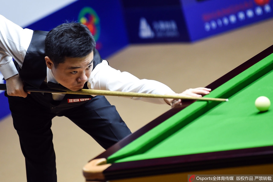 上海大师赛首轮丁俊晖6-2赵剑波