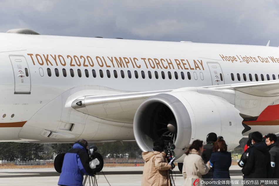 奥运圣火安全抵达日本