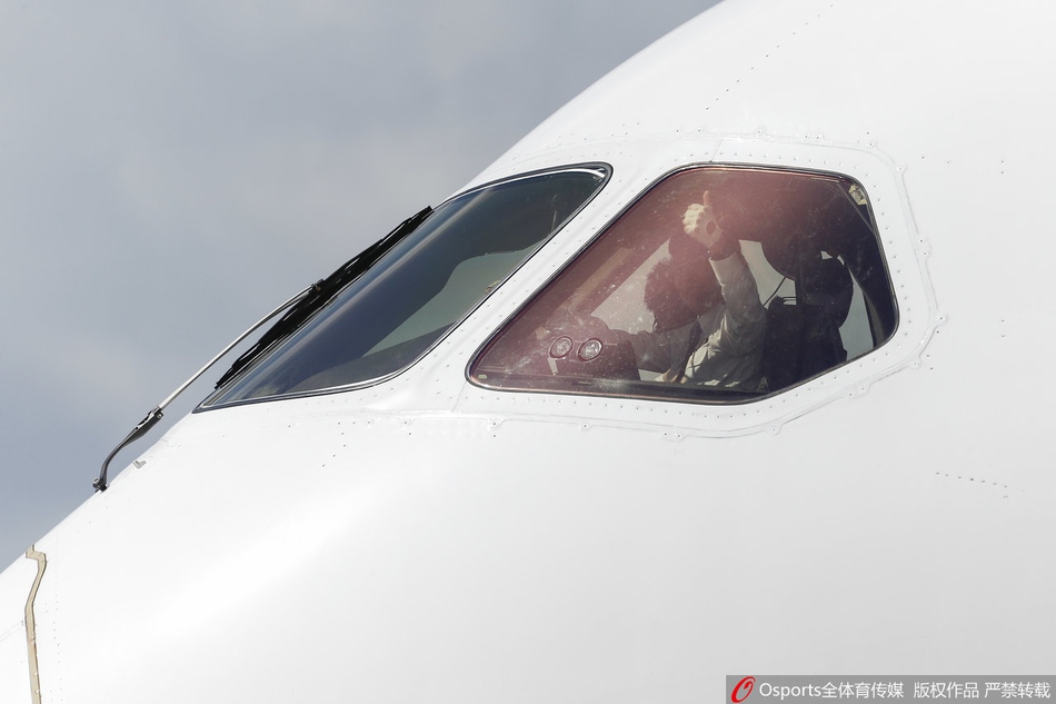 奥运圣火安全抵达日本