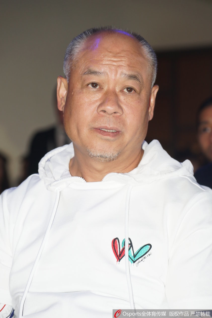 李宁现身上海出席商业活动