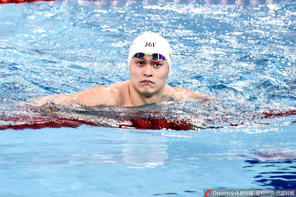 冠军游泳系列赛广州站孙杨400自夺冠