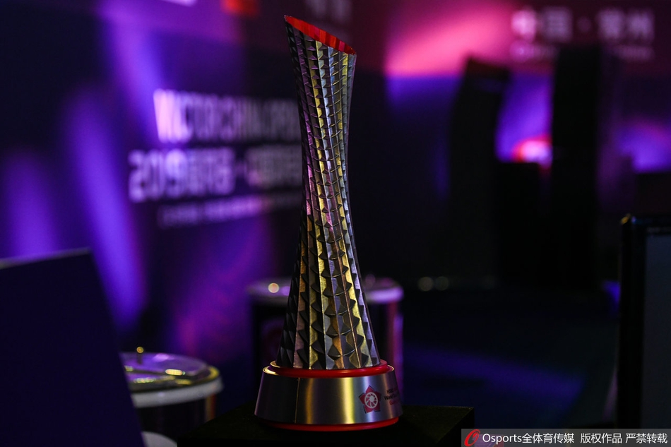 中羽赛首轮谌龙vs李梓嘉