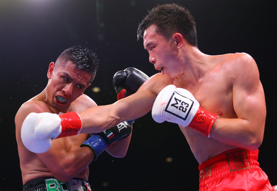 徐灿客场卫冕拳王金腰带