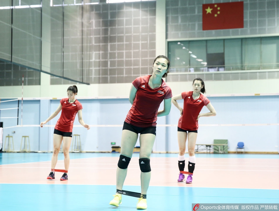 中国女排五一不休息积极训练