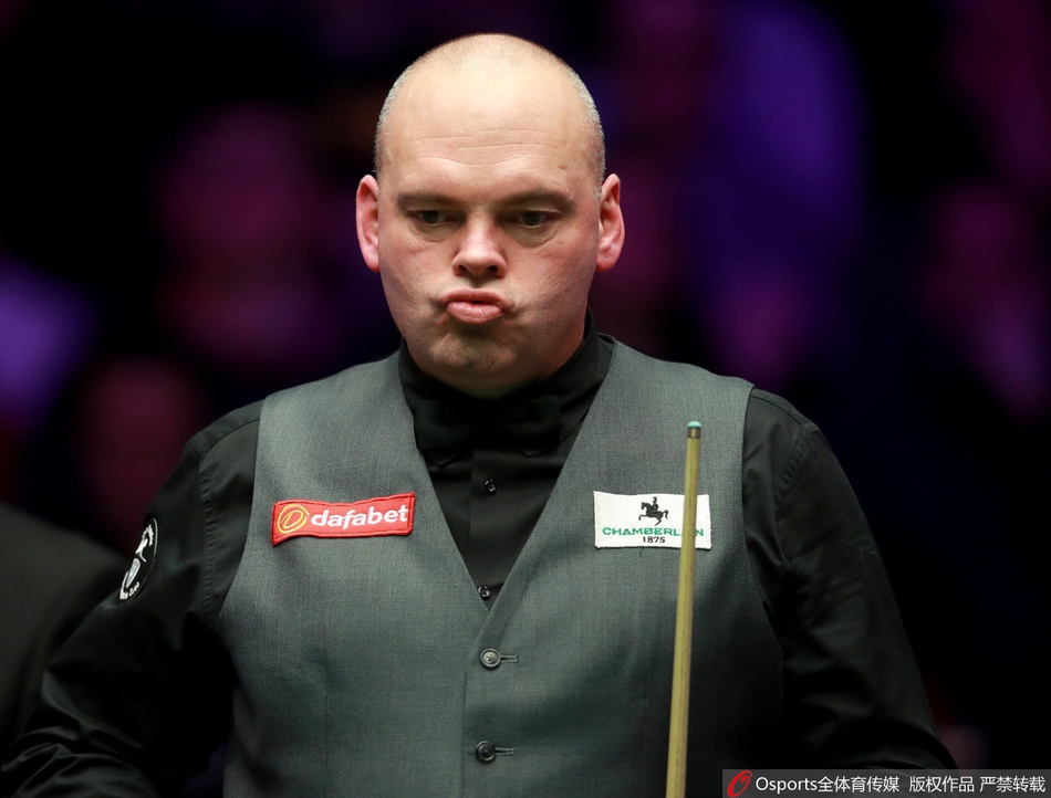 大师赛宾汉姆6-4威尔逊进4强