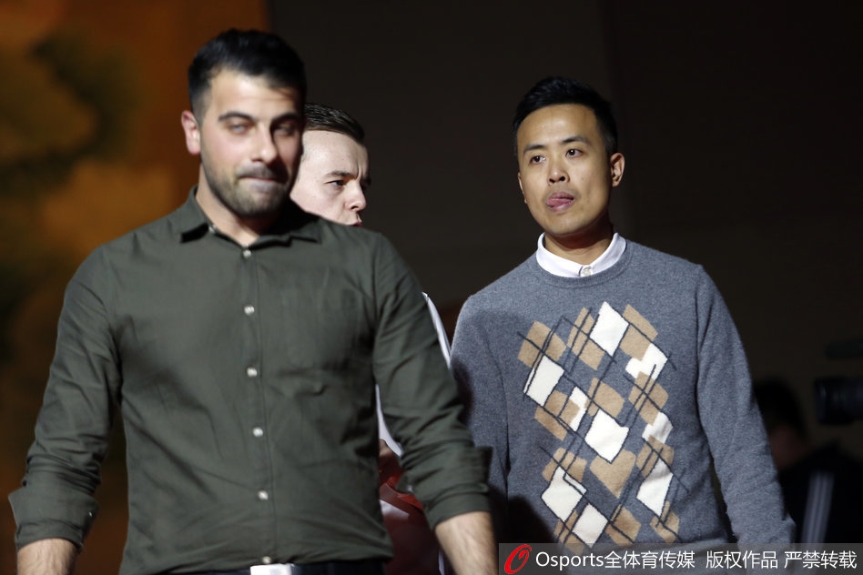 斯诺克球员盛装出席国锦赛晚宴