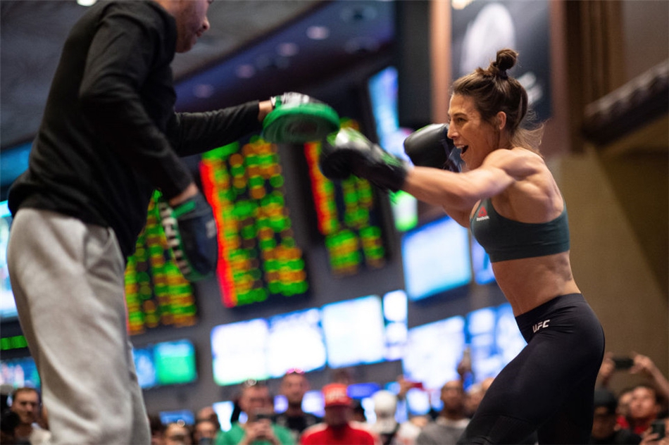 UFC248赛前公开训练集锦 张伟丽蓄势待发