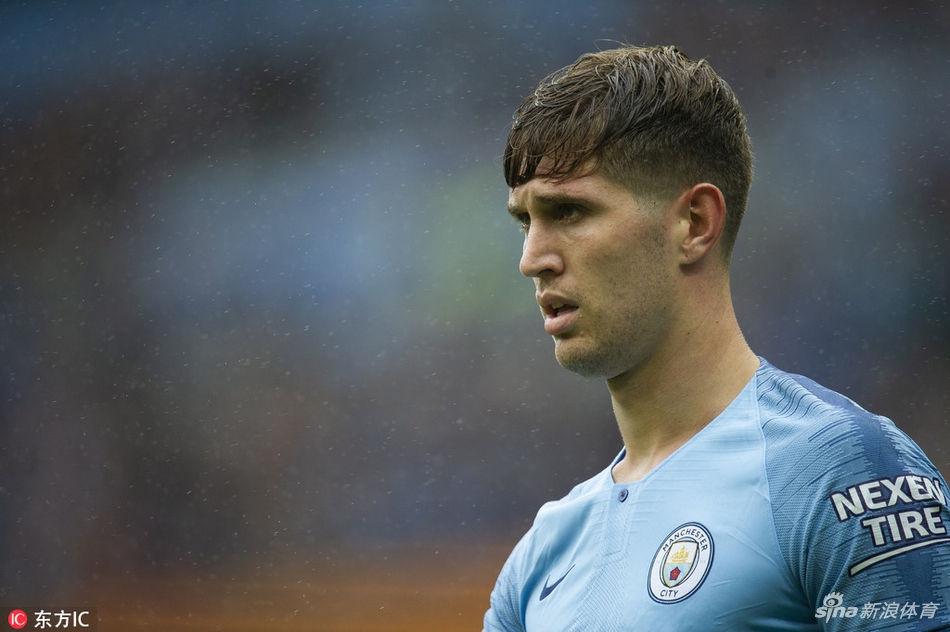 后防大将斯通斯