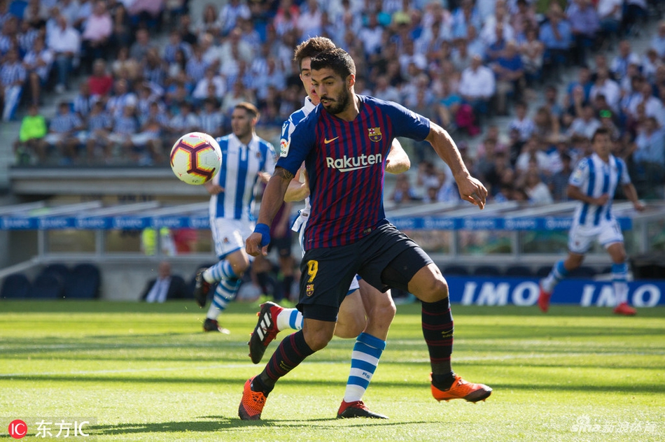 苏亚雷斯卡住身位