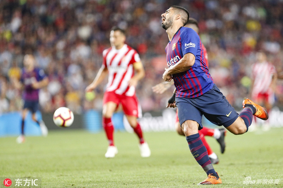 苏亚雷斯仰天长叹