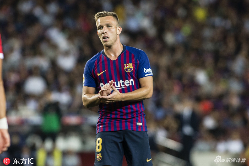 阿图尔本场获首发