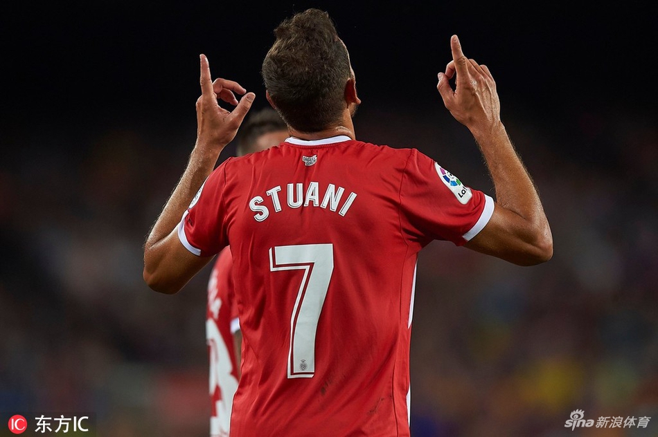 老将斯图亚尼闪光