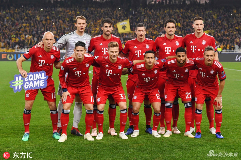 拜仁赛前全家福