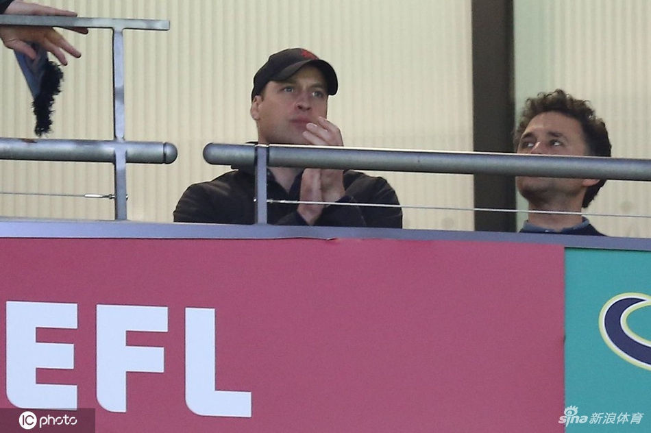 [联赛杯决赛]曼城2-1阿斯顿维拉夺冠