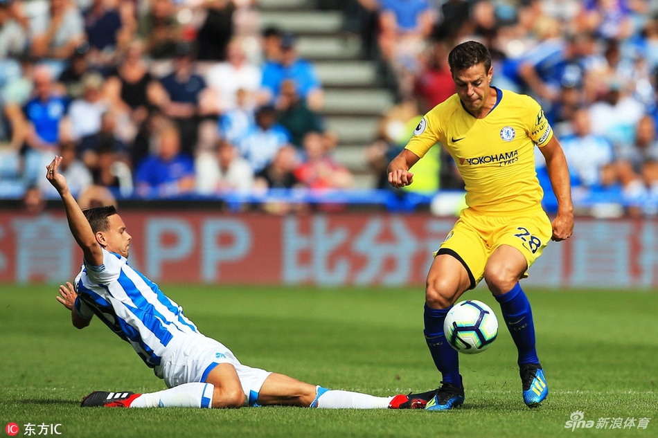 阿兹皮利奎塔带球