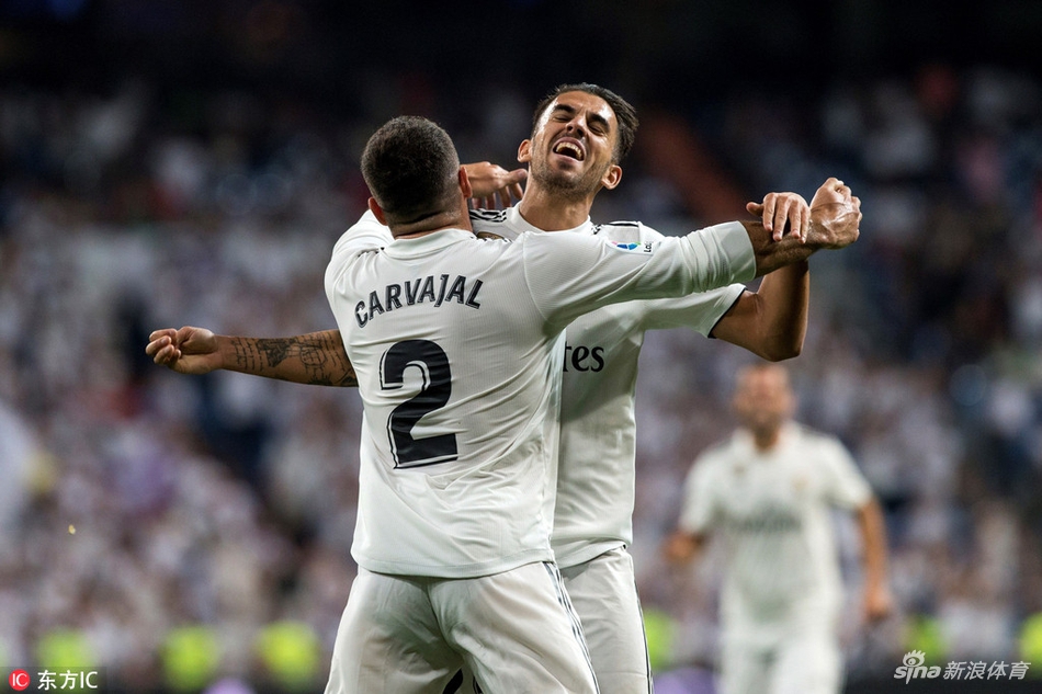 卡瓦哈尔与塞瓦略斯庆祝