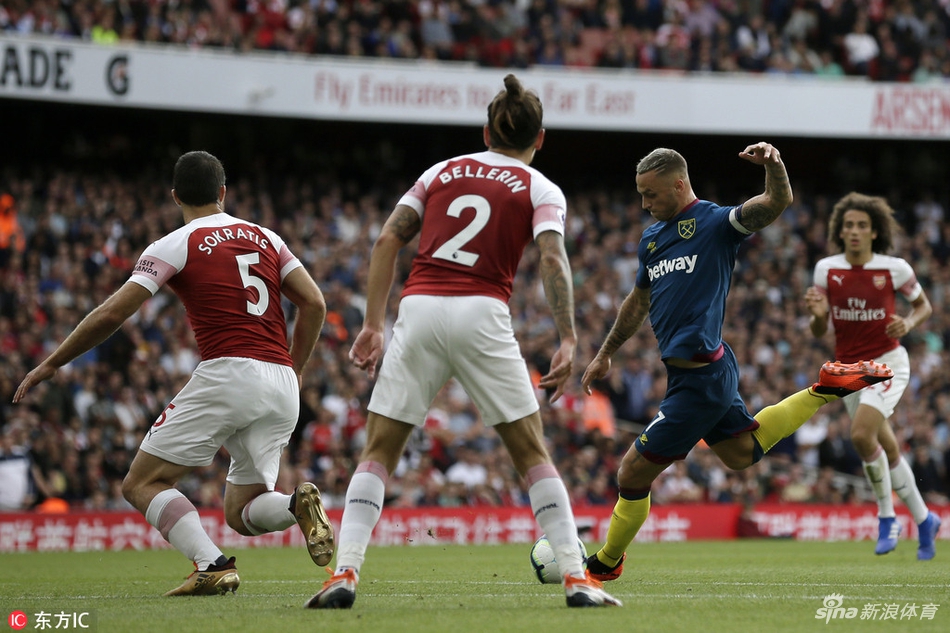 阿瑙托维奇首开纪录