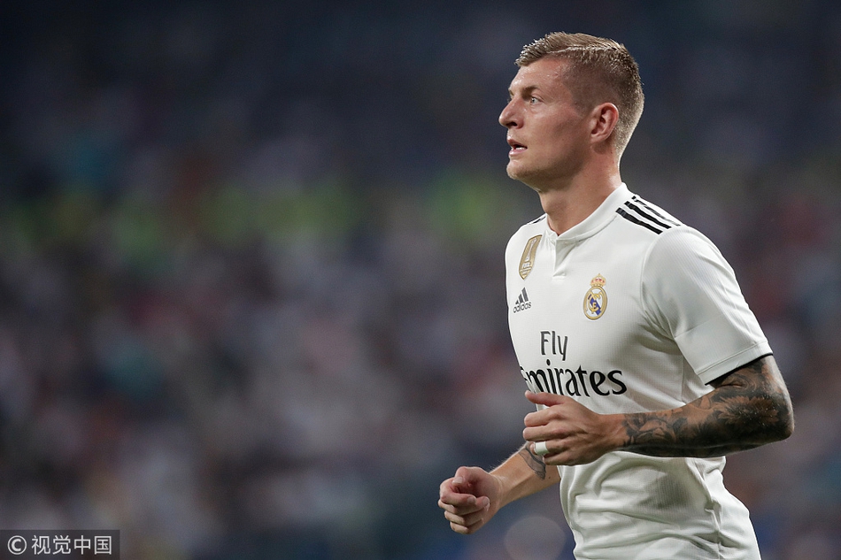 克罗斯观察形势