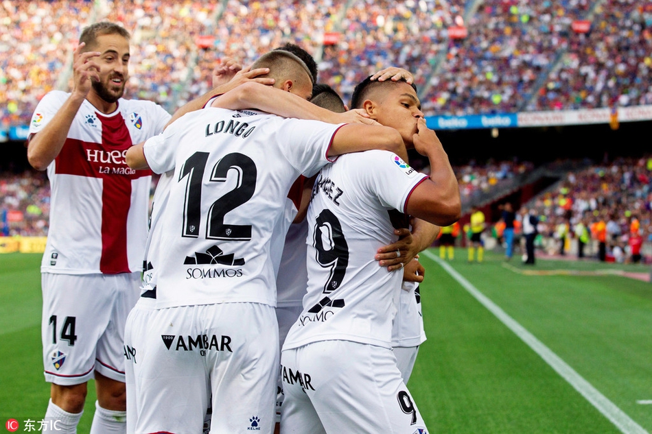 韦斯卡闪电破门