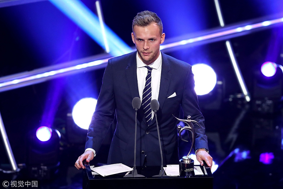 公平竞赛奖：伦纳德・蒂