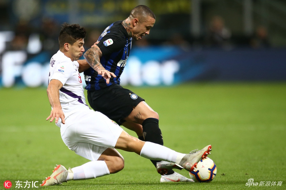 纳英戈兰遭遇铲抢