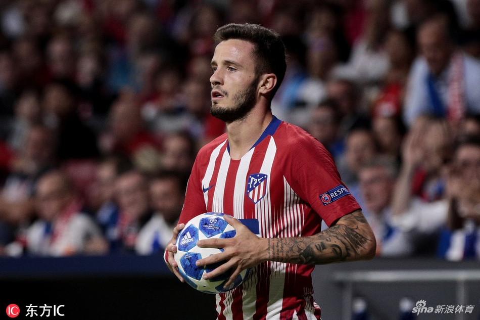 萨乌尔投掷界外球