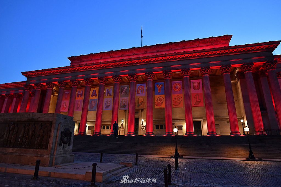 终于等到30年后的这一天！利物浦彻底疯狂