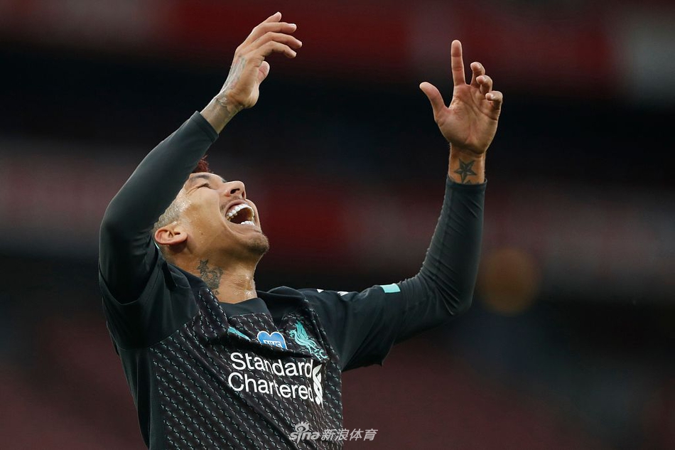 [英超]阿森纳2-1利物浦 拉卡泽特传射