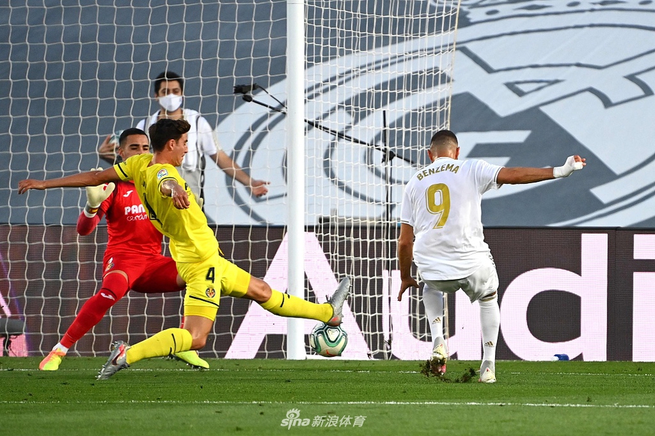 [西甲]皇马2-1比利亚雷亚尔 豪取10连胜夺冠