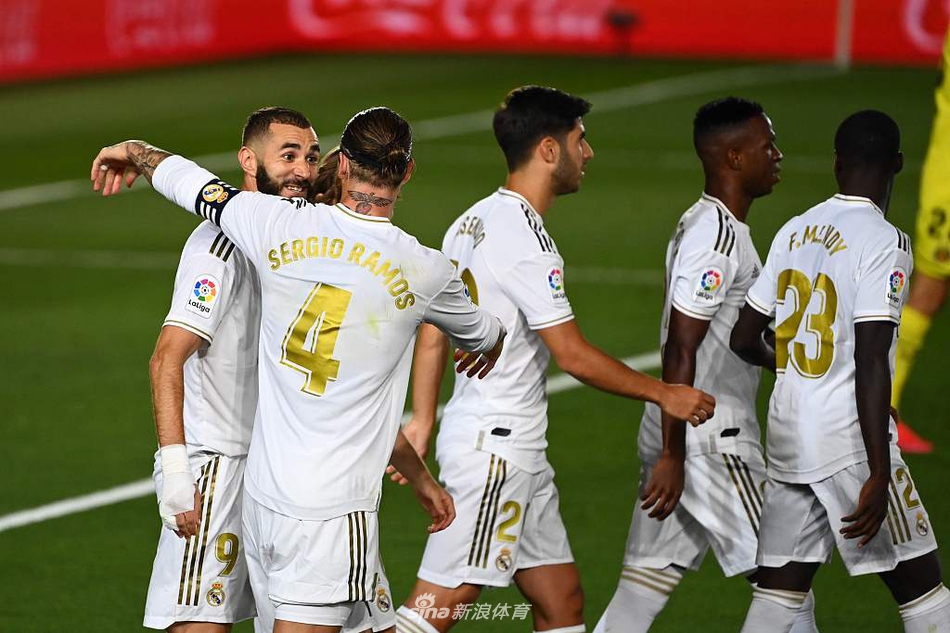 [西甲]皇马2-1比利亚雷亚尔 豪取10连胜夺冠