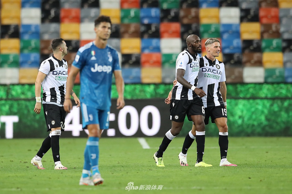 [意甲]乌迪内斯2-1尤文 C罗哑火