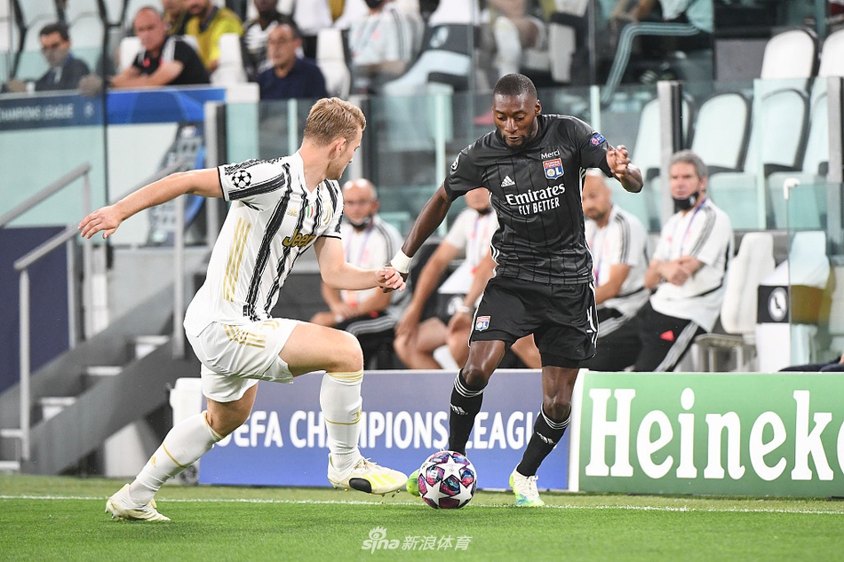 [欧冠]尤文2-1里昂仍出局 C罗双响