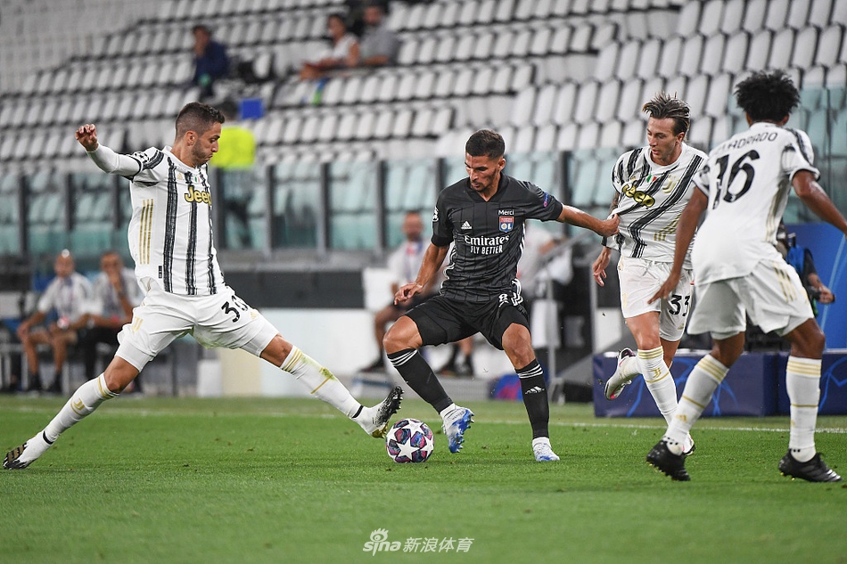 [欧冠]尤文2-1里昂仍出局 C罗双响