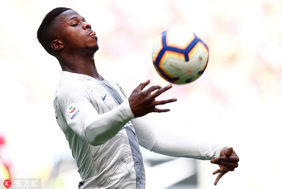 巴尔德胸部停球