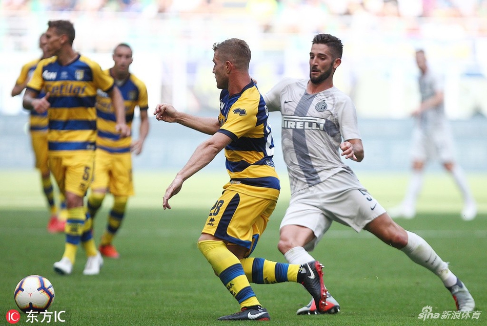 加利亚尔迪尼追防