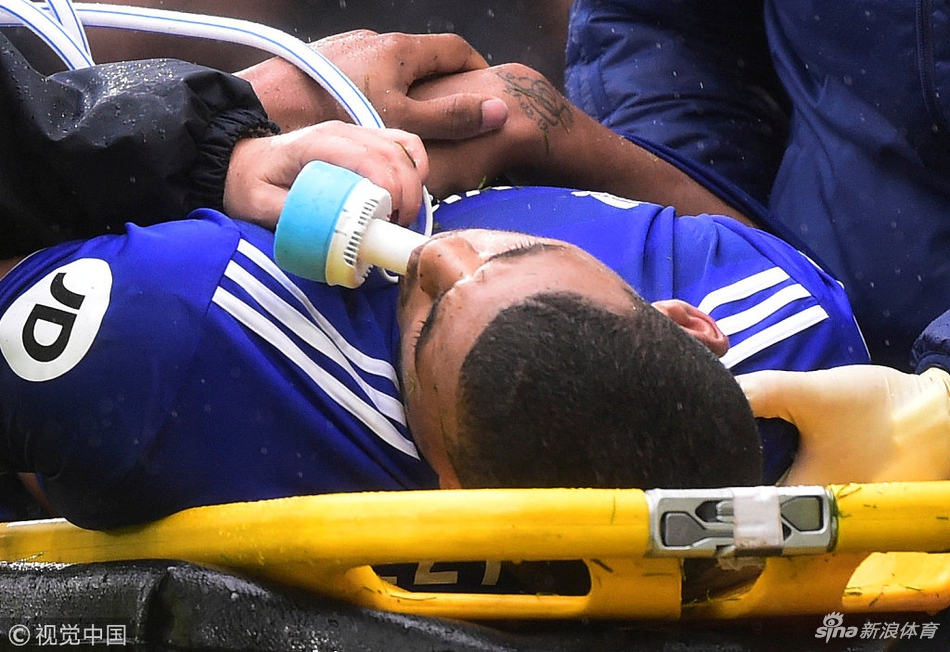 佩尔蒂埃重伤吸氧