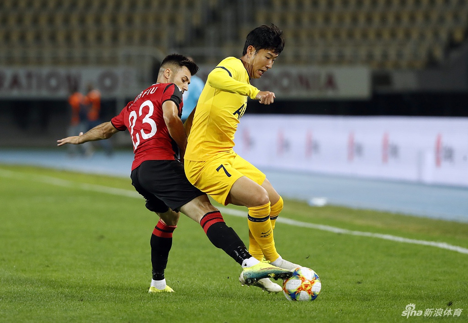 [欧联杯]热刺3-1斯肯迪亚 孙兴O2传1射