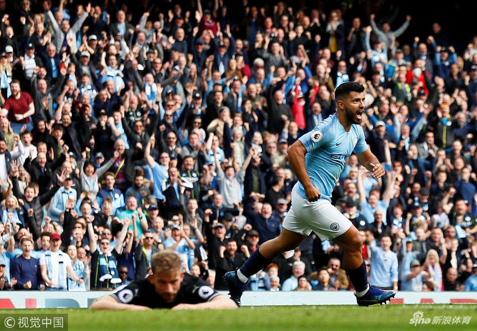 阿圭罗先拔头筹