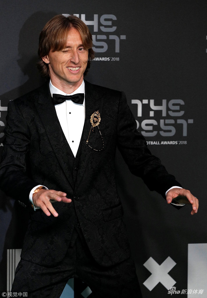 莫德里奇问鼎FIFA足球先生全纪录