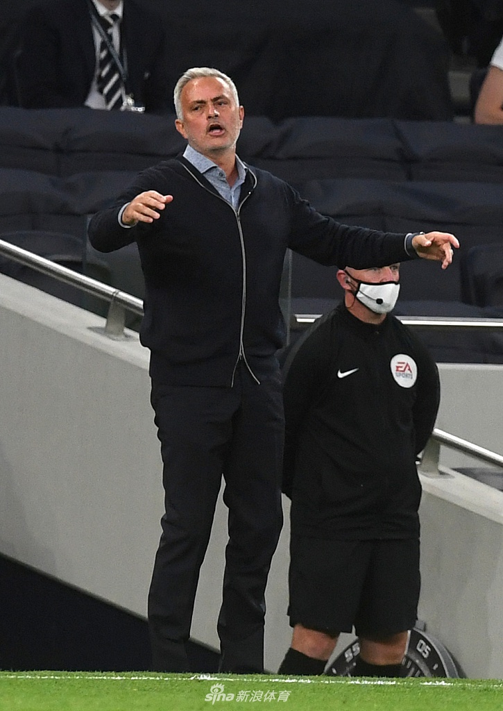 [英超]热刺2-0西汉姆联 凯恩破门