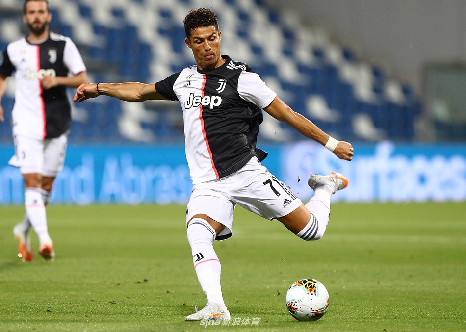 [意甲]萨索洛3-3尤文 C罗哑火