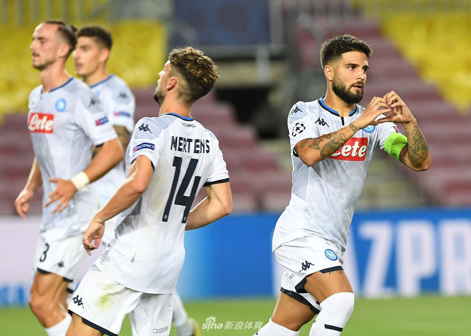 [欧冠]巴萨3-1那不勒斯 梅西天神下凡